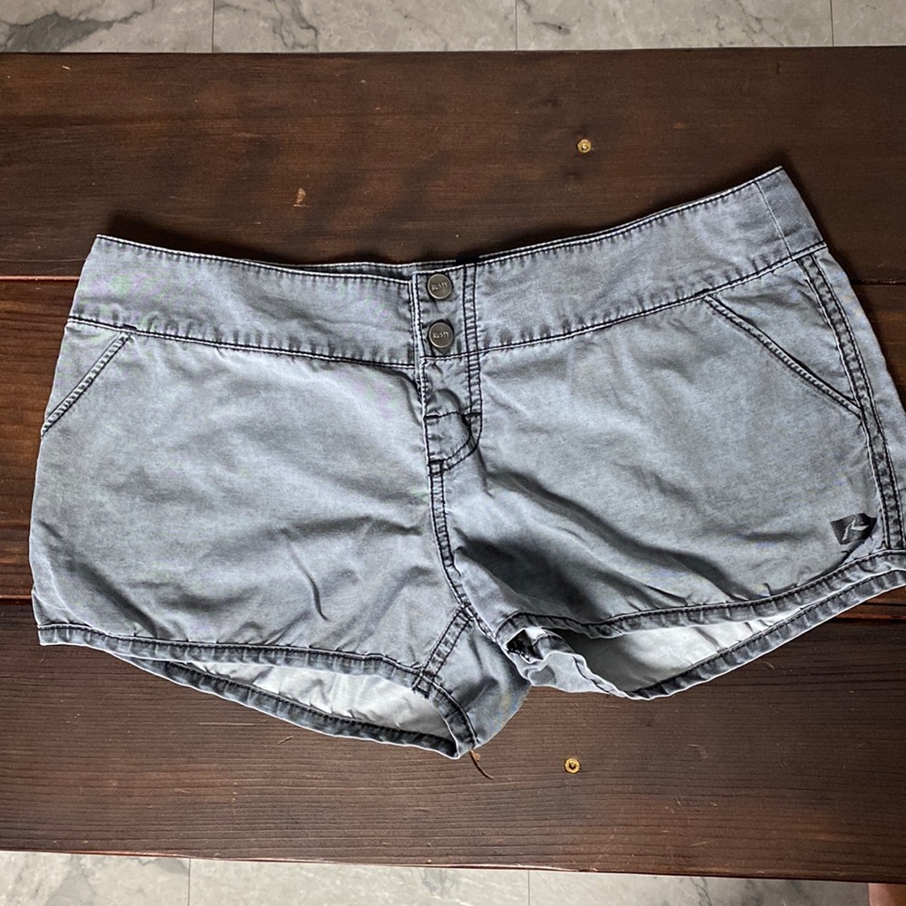 Gray shorts with snap closure